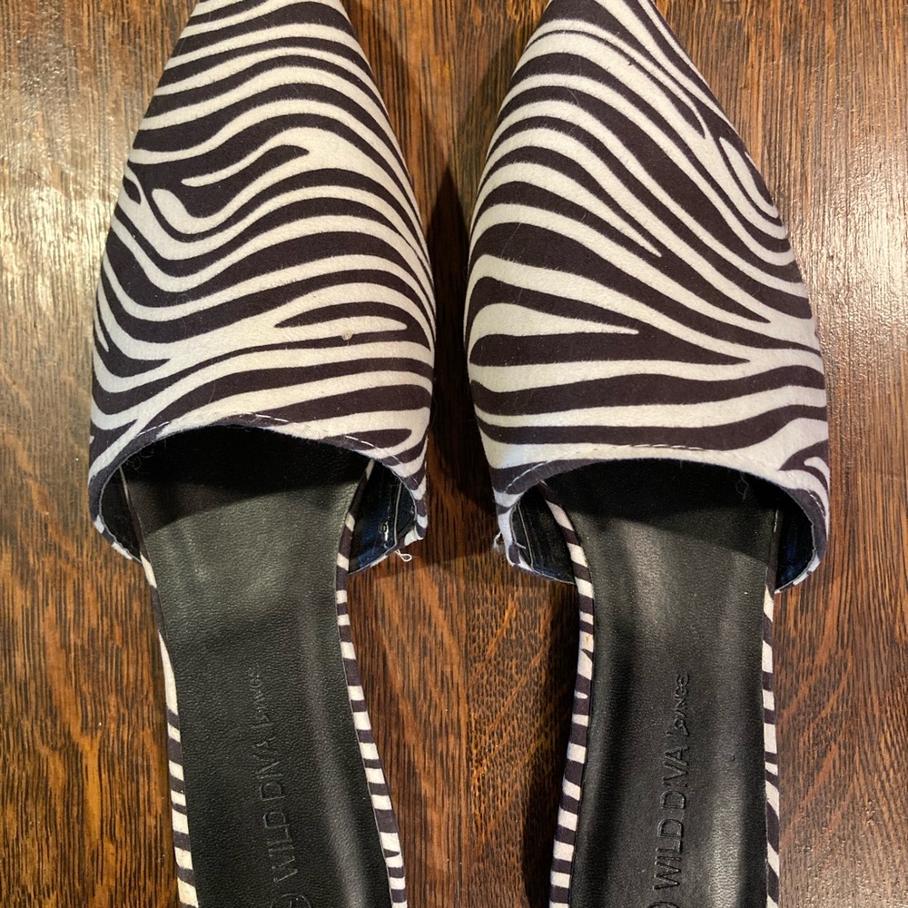Wild Diva Faux Suede Zebra Flats - size 7